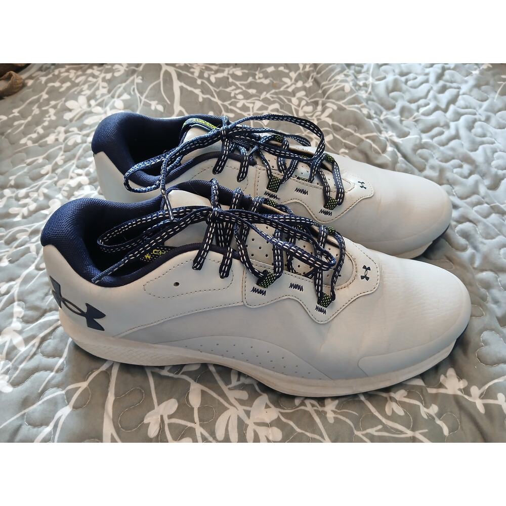 Underarmor Men's golf shoes sz 10